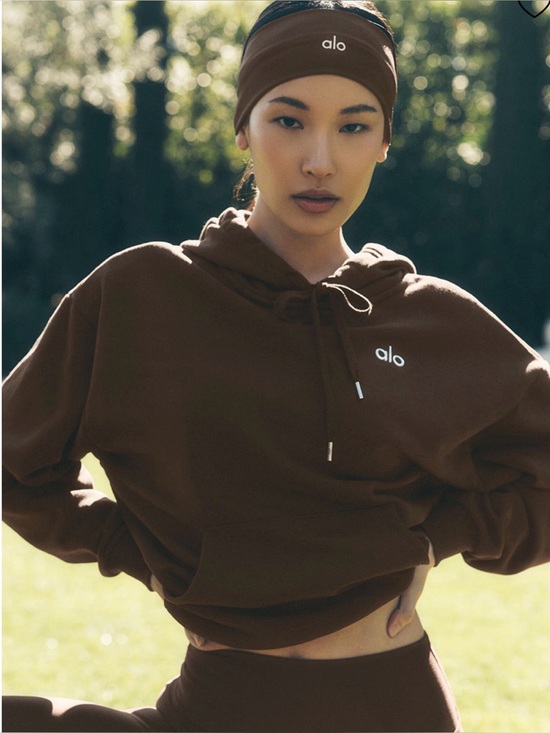 ALO Yoga Pants - SOLD ON M E R C Alo SET espresso wide leg pants and hoodie